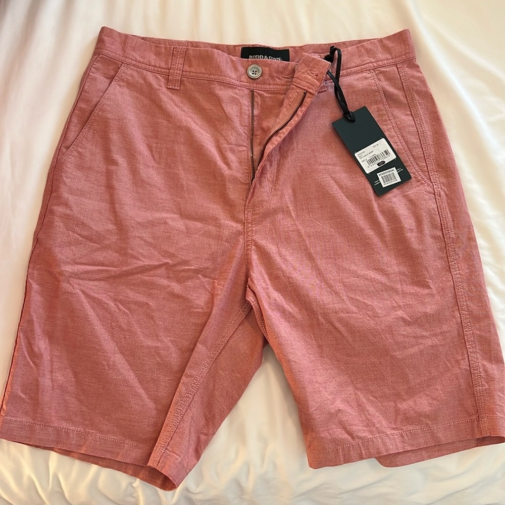 Rodd & Gunn Men’s Shorts.